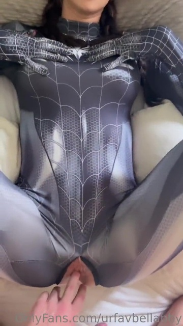 UrFavBellaBby-Black-Spider-Girl-Craempie-Sex-Only-Fans-Video-Leaked-3.jpg